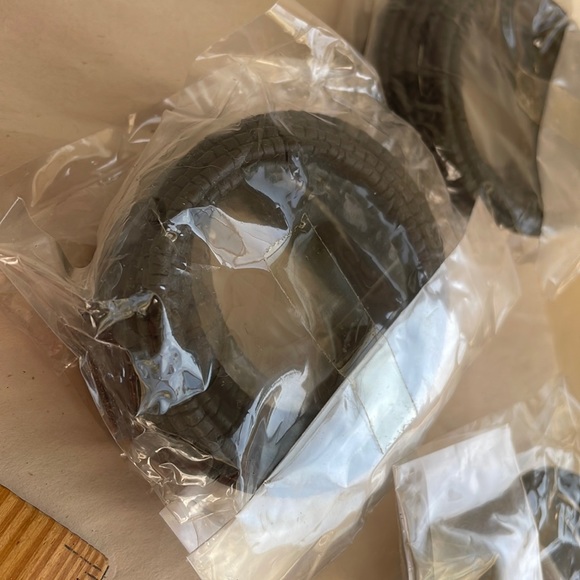 5 pcs Wood beads cuff bracelet snake holiday Christmas stuffing black - Picture 13 of 16